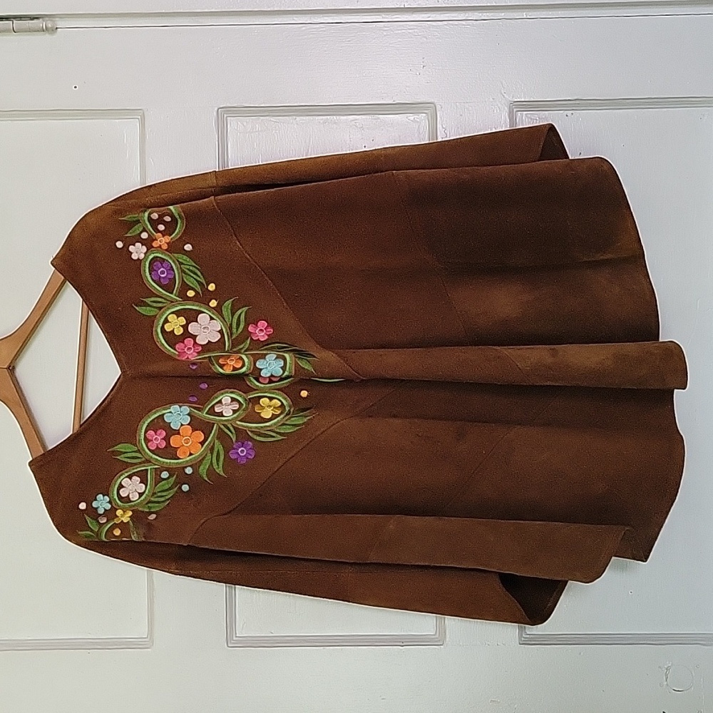 Vintage Queen of The Capes Early 60s Hand Embroidered Suede Cape Poncho